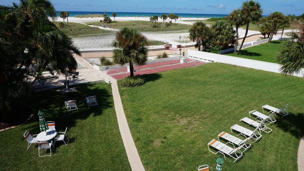 Tropic Terrace Of Treasure Island Hotel St. Pete Beach Exterior photo