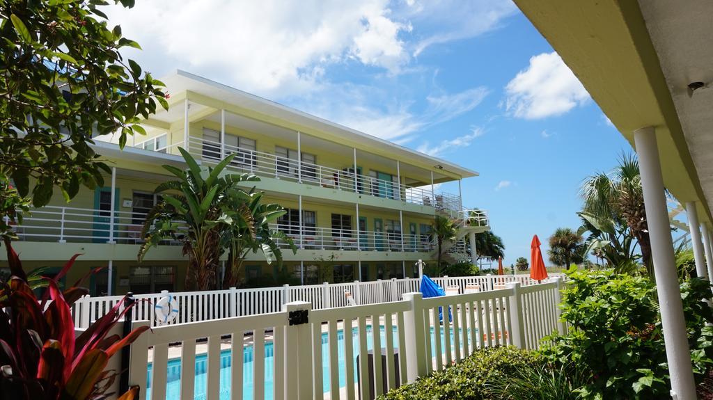 Tropic Terrace Of Treasure Island Hotel St. Pete Beach Exterior photo