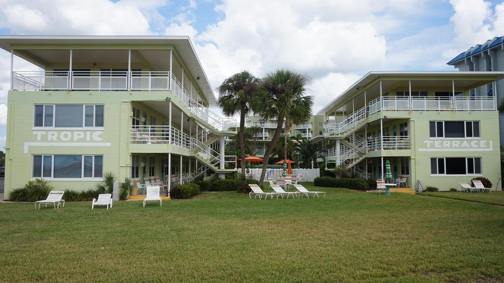 Tropic Terrace Of Treasure Island Hotel St. Pete Beach Exterior photo