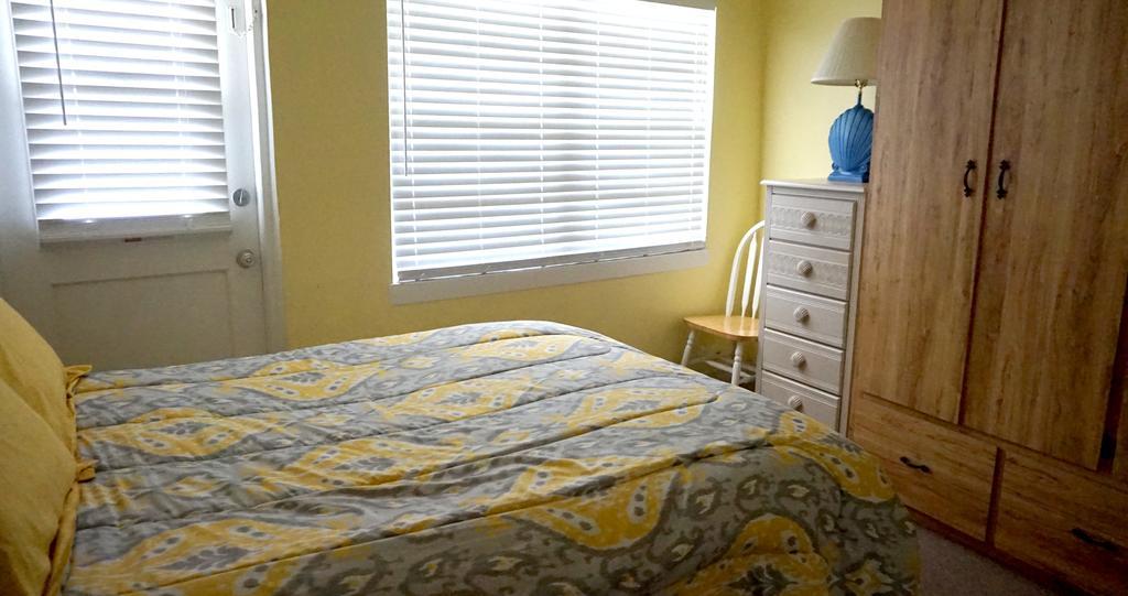 Tropic Terrace Of Treasure Island Hotel St. Pete Beach Room photo