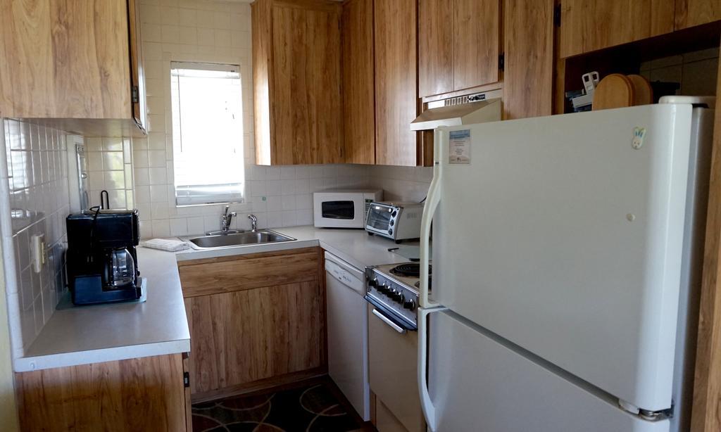 Tropic Terrace Of Treasure Island Hotel St. Pete Beach Room photo
