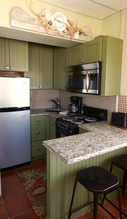Tropic Terrace Of Treasure Island Hotel St. Pete Beach Room photo
