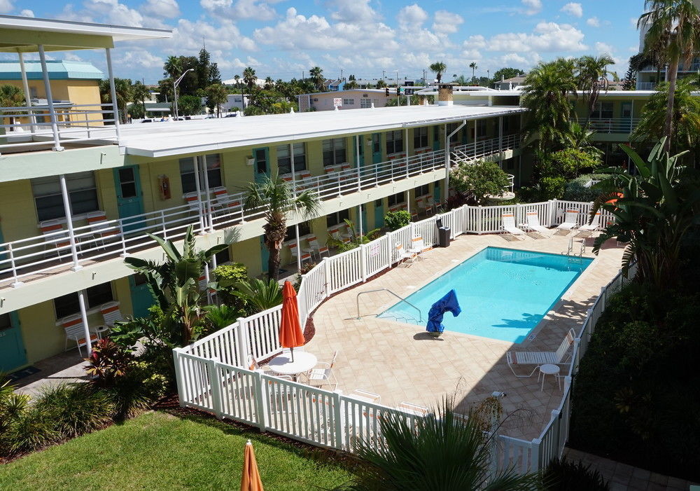 Tropic Terrace Of Treasure Island Hotel St. Pete Beach Exterior photo